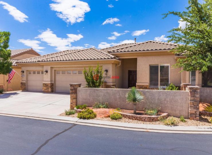 美国犹他州圣乔治2卧2卫的房产USD 324,900