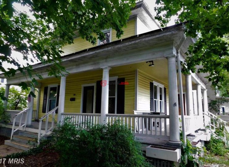 美国佛吉尼亚州Strasburg的房产USD 210,000