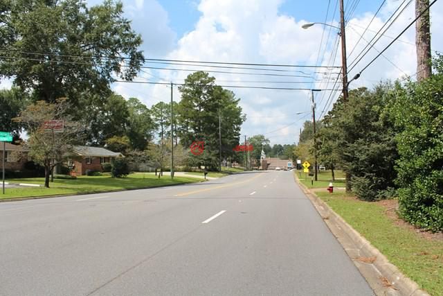 美国阿拉巴马州多森总占地1518平方米的商业地产